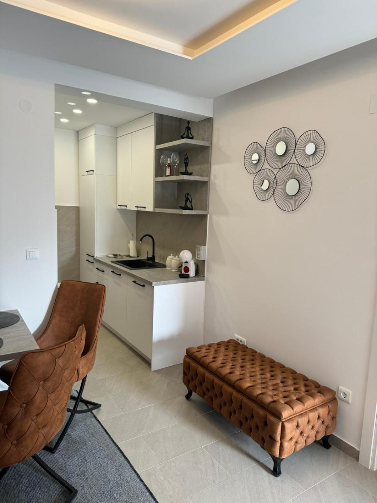 Apartman Anna Atina Budva Buitenkant foto