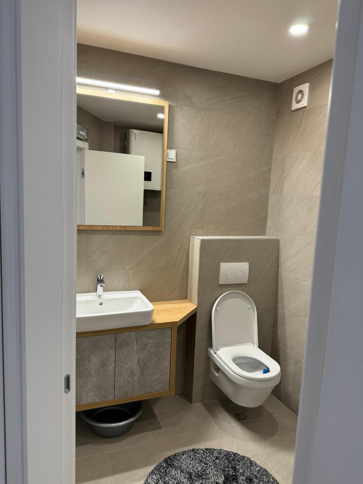 Apartman Anna Atina Budva Buitenkant foto